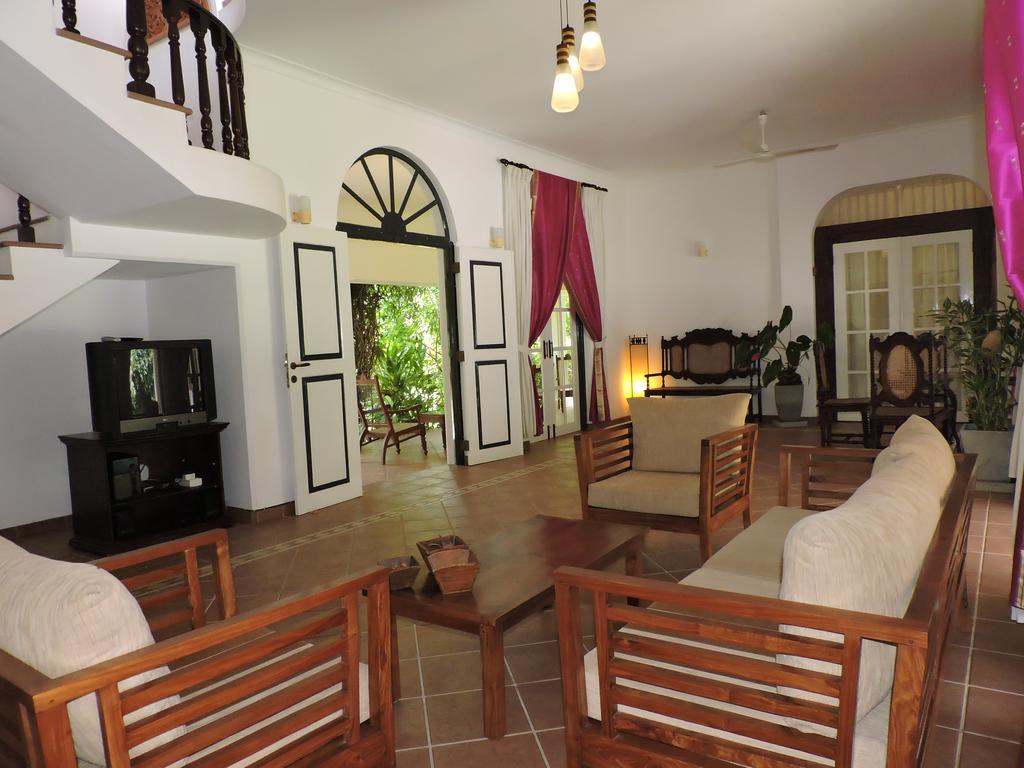 The Villa Green Inn Negombo Bagian luar foto