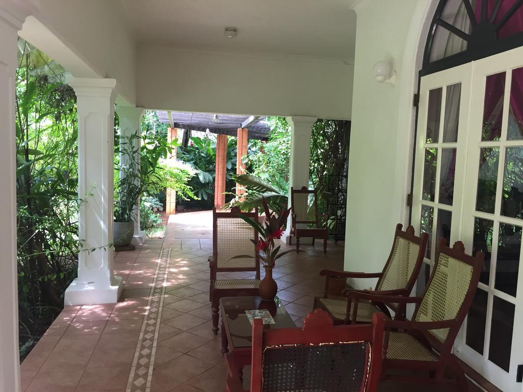 The Villa Green Inn Negombo Bagian luar foto